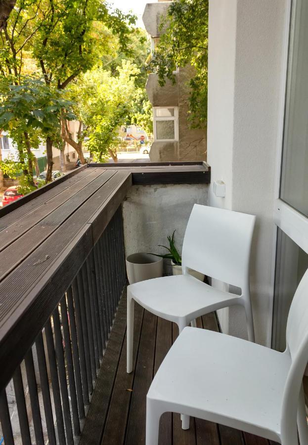 Bright & Spacious 1Bd Apartment With A Charming Balcony By Flat Mаnager Varna ภายนอก รูปภาพ